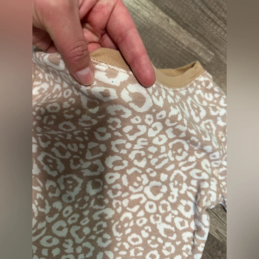 Old Navy Kids Pajama Set -‎ Tan and White Leopard Print